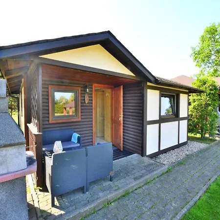 Nyaraló Center With Pool, Lacko Lacko (Slawno)